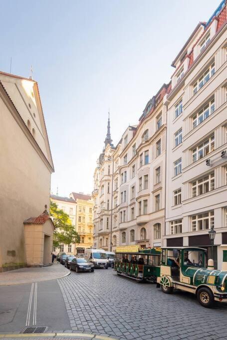 Luxury Apartment On Old Town Square 프라하 외부 사진